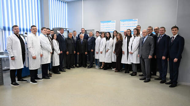 Рустам Минниханов: Вклад предприятий оптико-электронного кластера в экономику страны – огромен