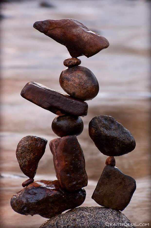 Фото балансирующих камней