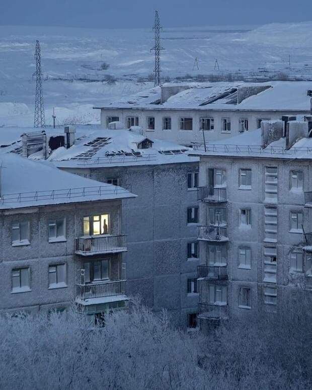 Почему в Воркуте отдают квартиры бесплатно
