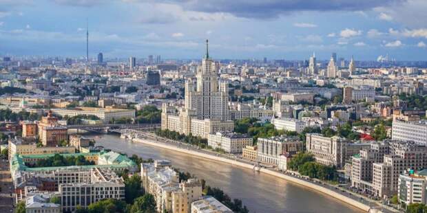 Москвичи продолжают прибывать на временные мобилизационные пункты