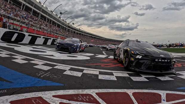 William Byron Pass Grass Reddick Gibbs NASCAR