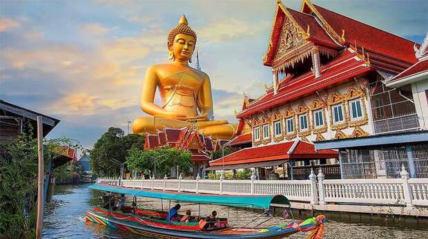 Куда теперь лететь туристу