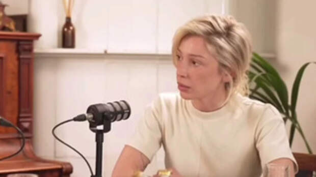 Настя Ивлеева / Кадр из видео