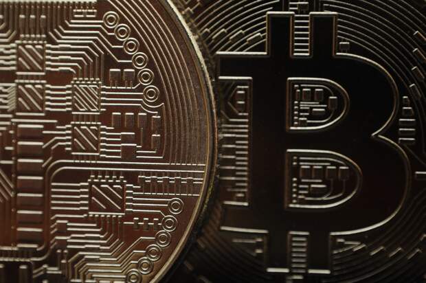 Биткоин подскочил из-за новых инициатив