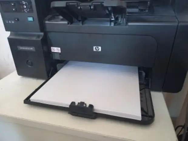 В Минобре опровергли сбор денег на бумагу с родителей