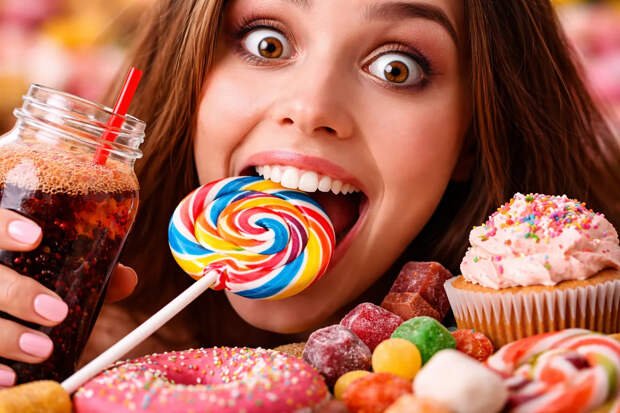 7 неочевидных сигналов, что вы едите слишком много сахара