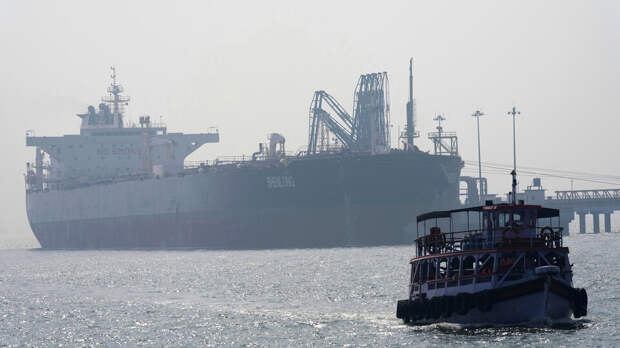 Al Jazeera: Иран ввел три категории стран для пропуска через Ормузский пролив