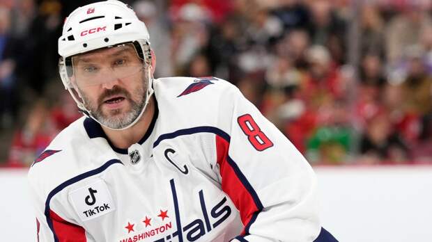 Овечкин мощным силовым приемом впечатал в борт канадского игрока «Эдмонтона»