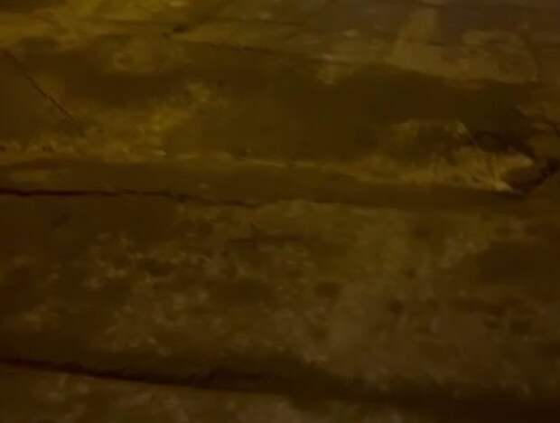 Туляки пожаловались на провалившийся асфальт на улице Хворостухина