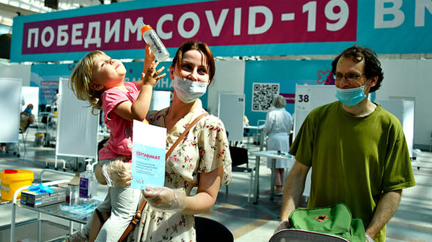 Семь вакцин от коронавируса – не предел: Россия выбрала свой путь