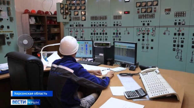 Каховская ГЭС работает в аварийном режиме после удара ВСУ