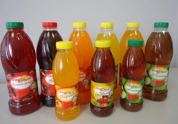 Выбирайте либо натуральный сок, либо минеральную воду / Фото: drinkinfo.ru Выбирайте либо натуральный сок, либо минеральную воду / Фото: drinkinfo.ru