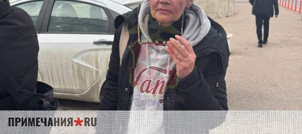 В Севастополе задержали приезжую, которая грела ноги на Вечном огне