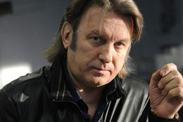 Певец Дмитрий Лоза призвал отказаться от празднования Дня всех влюбленных