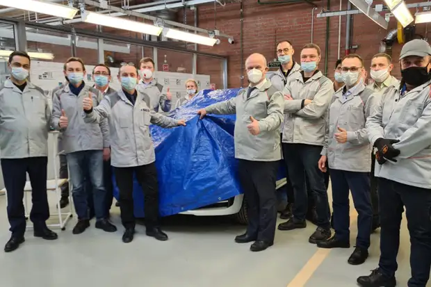 На АВТОВАЗе представили новую модель Lada