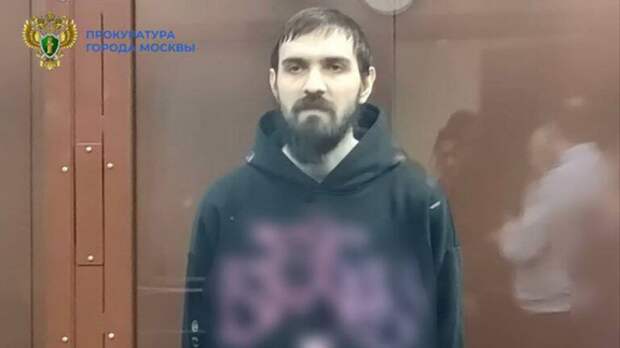 Стендап-комика Артемия Останина приговорили к 5 годам 9 месяцам колонии за оскорбление ветерана СВО