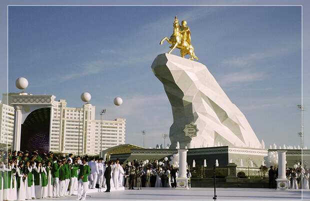 Беломраморный Ашхабад - город-призрак, город мертвых. Что скрывает?-10