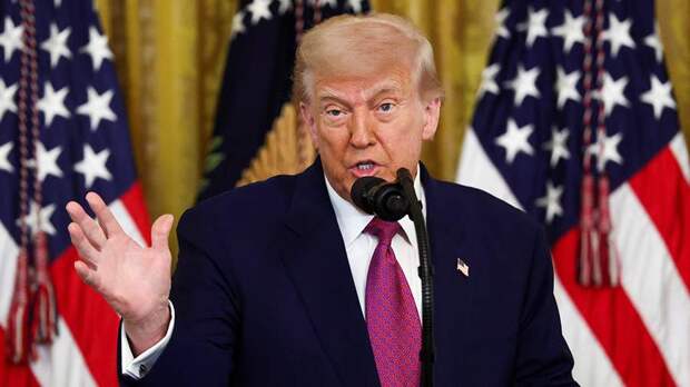 СМИ сообщили о запуске Трампом собственного сервиса мобильной связи в США