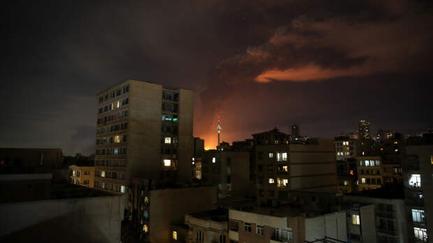 Ближний Восток в огне: Иран наносит ответные удары по базам США