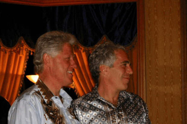 Клинтон потребовал публичных слушаний и полного раскрытия файлов Эпштейна