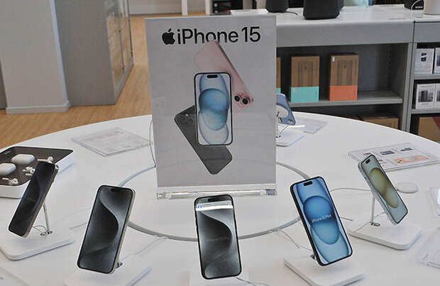 В России заметно подешевели модели iPhone 15