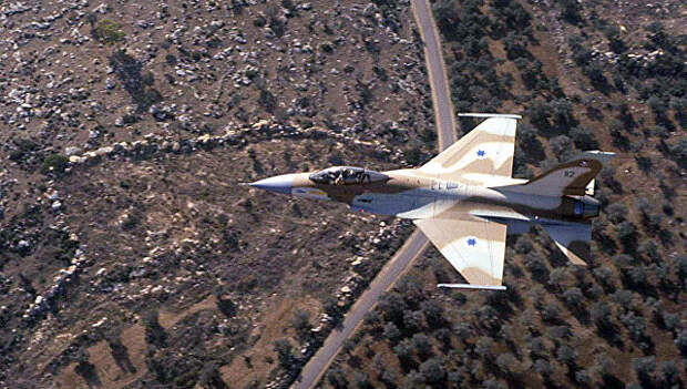 Израиль опровергает сообщения о сбитом в Сирии самолете