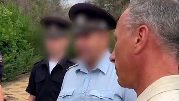 В Саратове полицейский рассмешил защитников парка угрозой расстрелять их