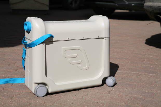 JetKids BedBox — детские чемодан-кроватка для маленьких путешественников