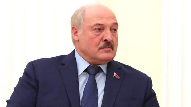Лукашенко заявил о желании разработать ракету типа «Искандер» при содействии России