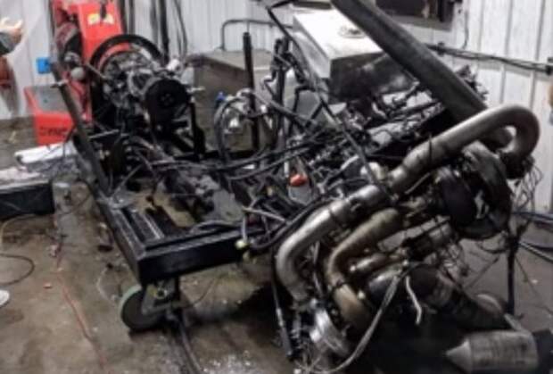 Видео: дизельный мотор мощностью 2200 л.с. взорвался при испытаниях