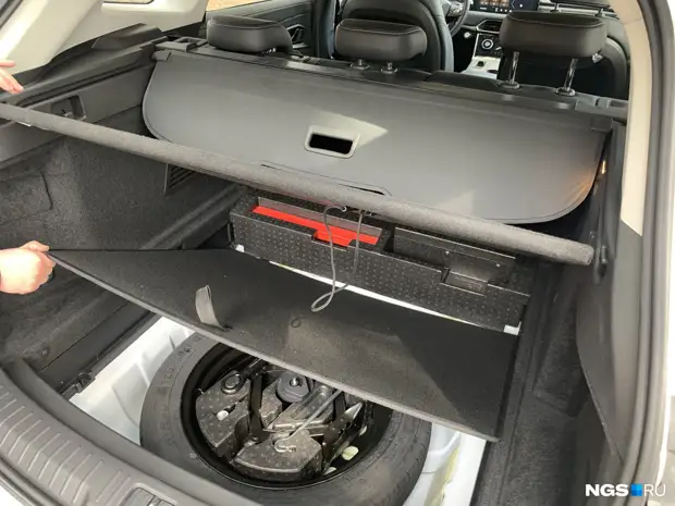 Китайцы сделали замену суперпопулярному Lexus RX — за что просят 4 миллиона (фото и видео)