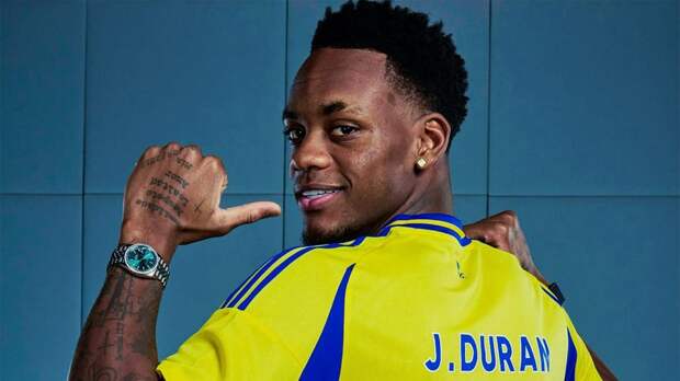 «Зенит» договорился со звездным нападающим, ЦСКА нашел замену Дивееву. Трансферы и слухи дня