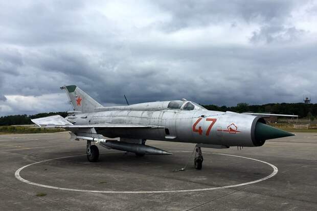 Не туда сел: как советский истребитель сбежал с аэродрома НАТО﻿