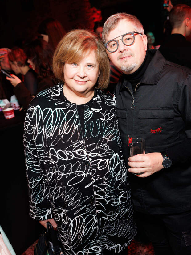 Укус ночи: Юлия Хлынина, Татьяна Догилева и Ольга Медынич Укус ночи: Юлия Хлынина, Татьяна Догилева и Ольга Медынич