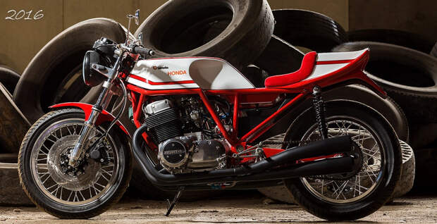 Идеальная реплика легендарного итальянского байка Bimota HB1