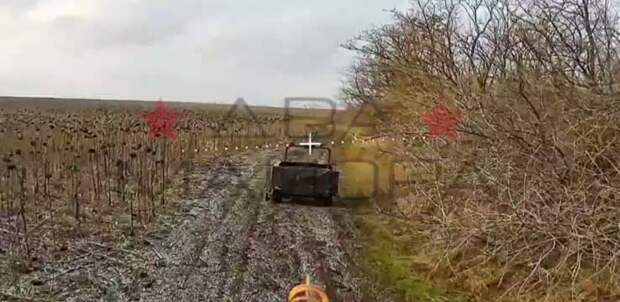 Мощное уничтожение украинских роботов в зоне СВО сняли на видео