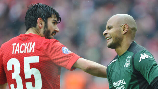 Сердар ТАСКИ и АРИ. Фото Александр ФЕДОРОВ, "СЭ"