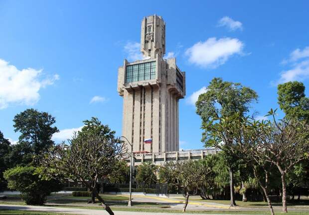 Посол РФ на Кубе заявил, что эвакуация дипмиссии из Гаваны не планируется