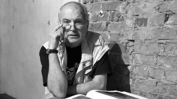 Умер фотограф-портретист Валерий Плотников