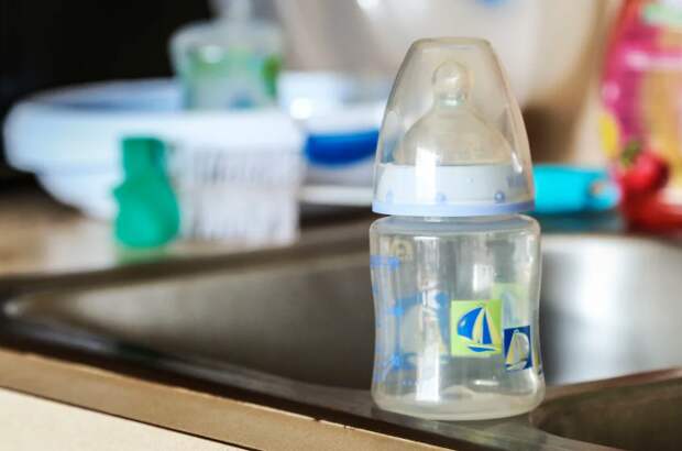 Как стерилизовать бутылочки для новорожденных
