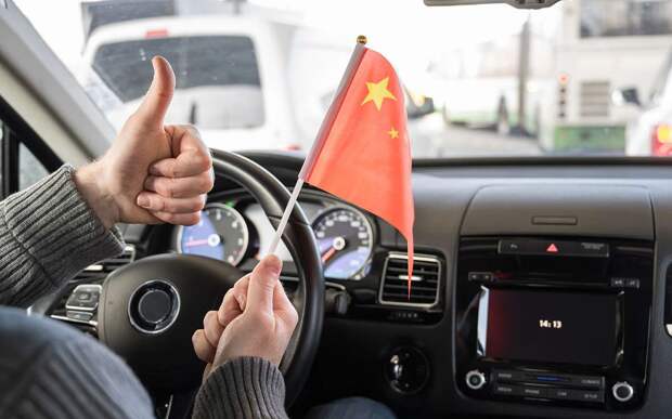 Названы самые популярные китайские автомобили у российских мужчин и женщин