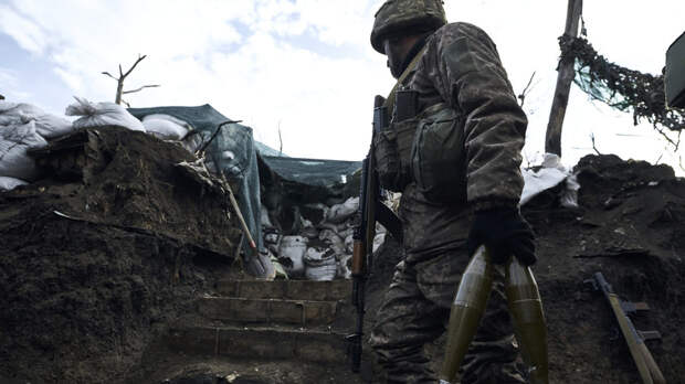 Офицер разведки США в отставке Риттер обвинил НАТО в имитации военной помощи Киеву