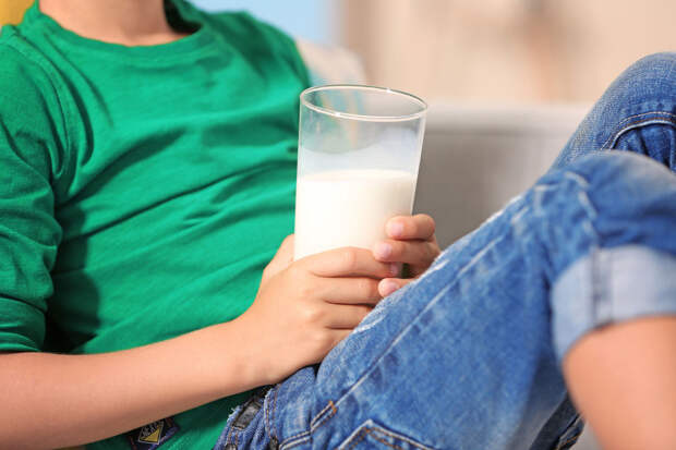 HealthDay: непастеризованное молоко опасно из-за вируса птичьего гриппа