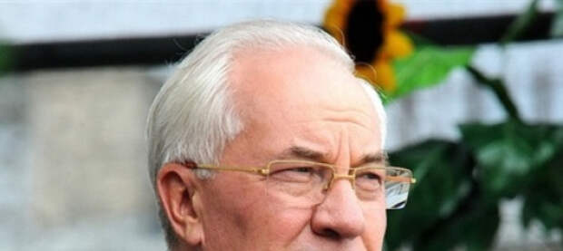 Азаров написал книгу о том, как Украина пришла к катастрофе