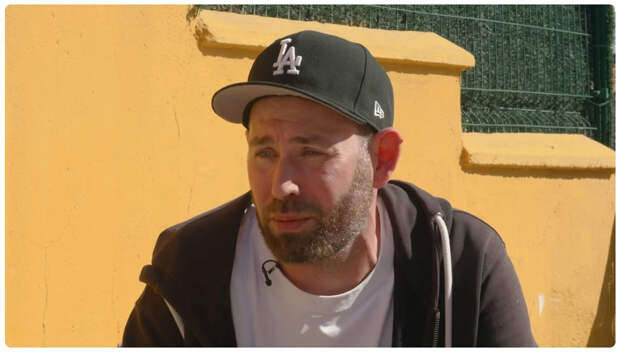 Слепаков* спит и видит Россию. Юморист честно рассказал о лабуде и пулемёте