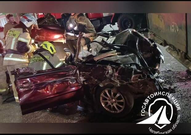 Под Челябинском водитель грузовика устроил аварию с 4 пострадавшими