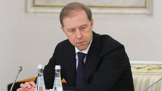 Мантуров указал на выполнение плана поставок вооружений на 2025 год