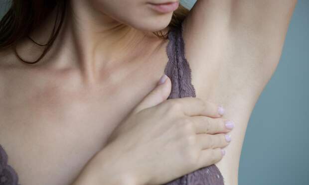 Без паники: онколог Воропаева объяснила, с чем можно спутать папиллому и меланому