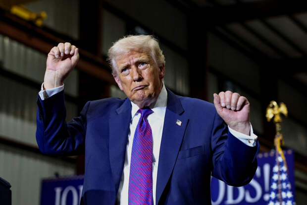 В России назвали знаковым решение Верховного суда США против Трампа