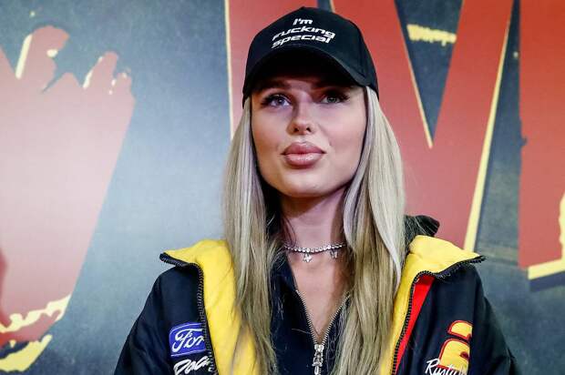 Певица Ханна резко отреагировала на шутку мужа по поводу ее внешности